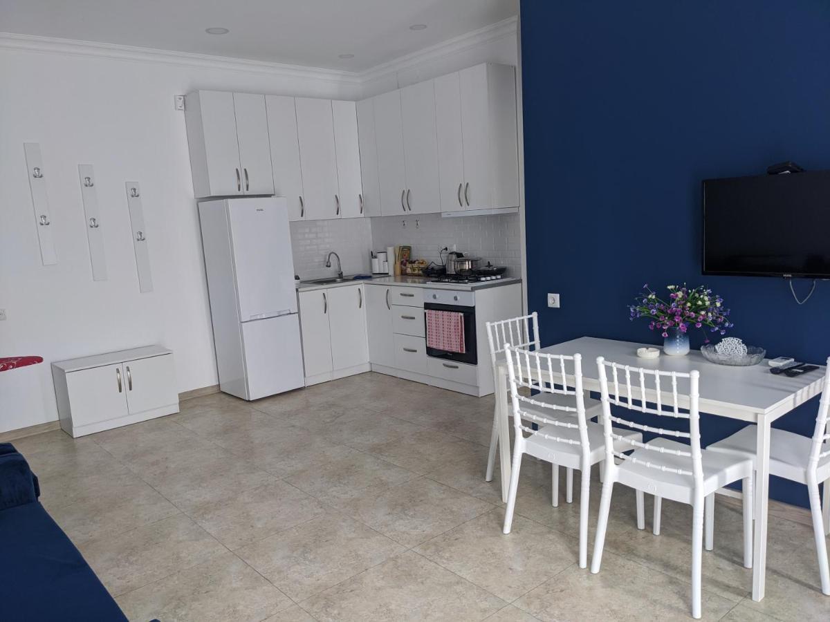 Blue Apartment Gonio Esterno foto
